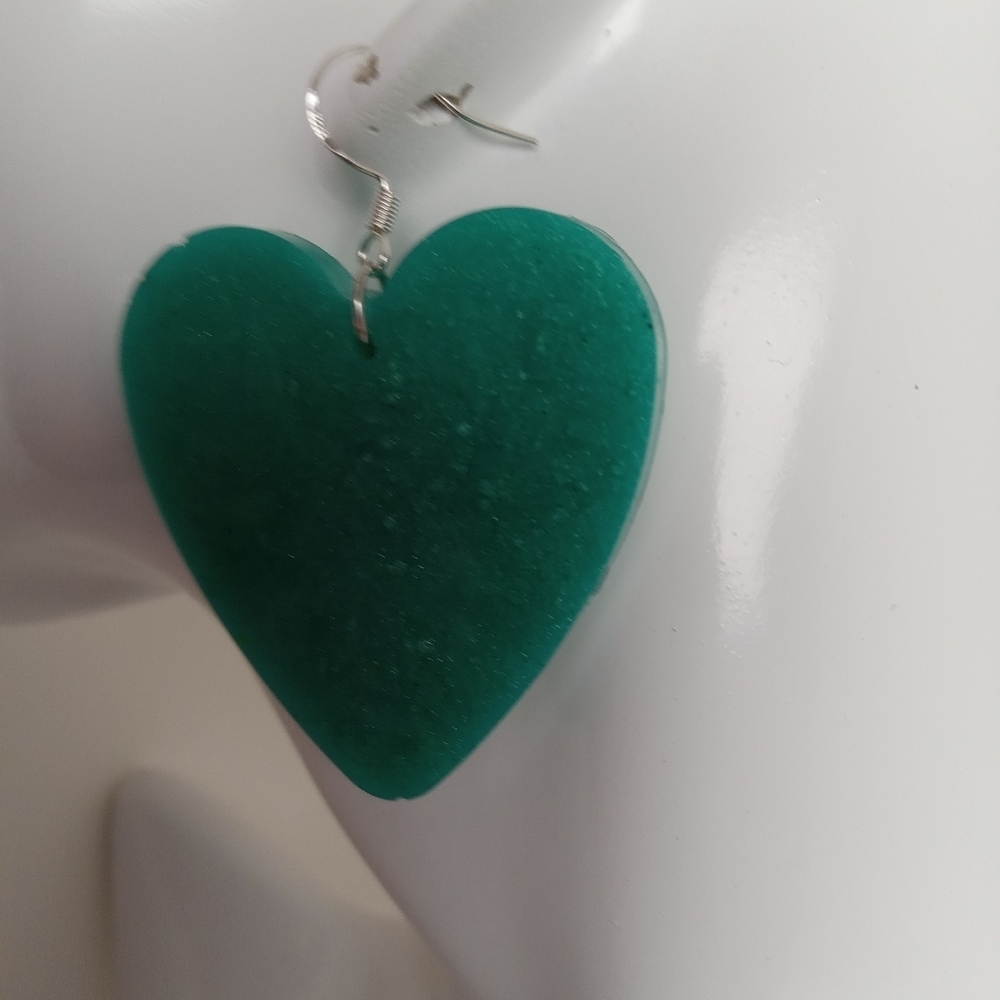Green Heart-Shaped Earrings - Picture 3 of 7